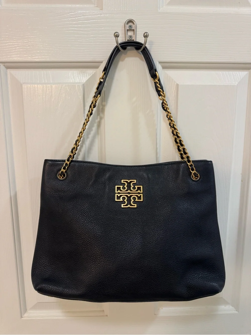 Tory Burch Black Leather Shoulder Bag with Gold Logo